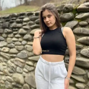 Anatina Russian model escort in Delhi (1)